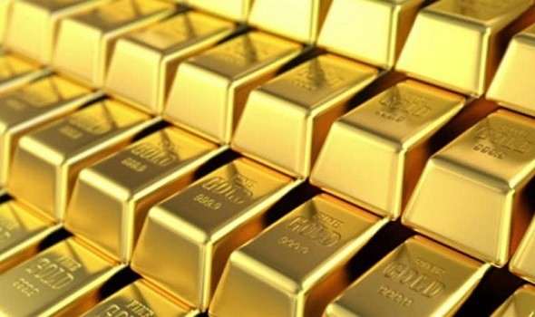 الذهب يرتفع إلى أعلى مستوى منذ نحو أسبوعين مع تراجع الدولار